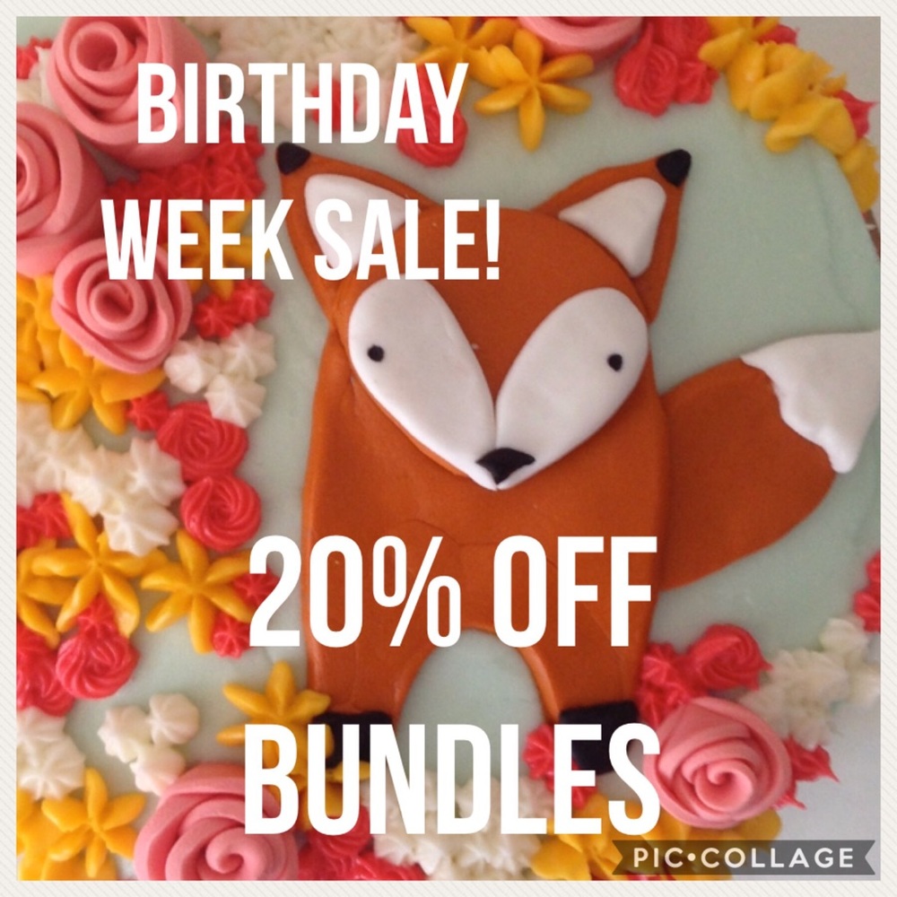 🌹La Vie en Rose • Embroidered Floral Tank Top - Picture 2 of 5